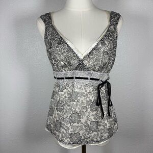 White House Black Market women’s Y2K XS silk polyester coquette babydoll top